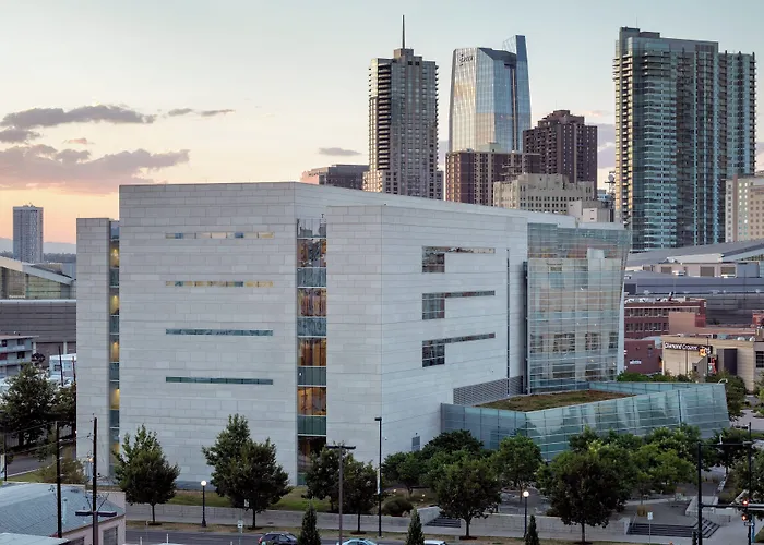 Element Denver Downtown East